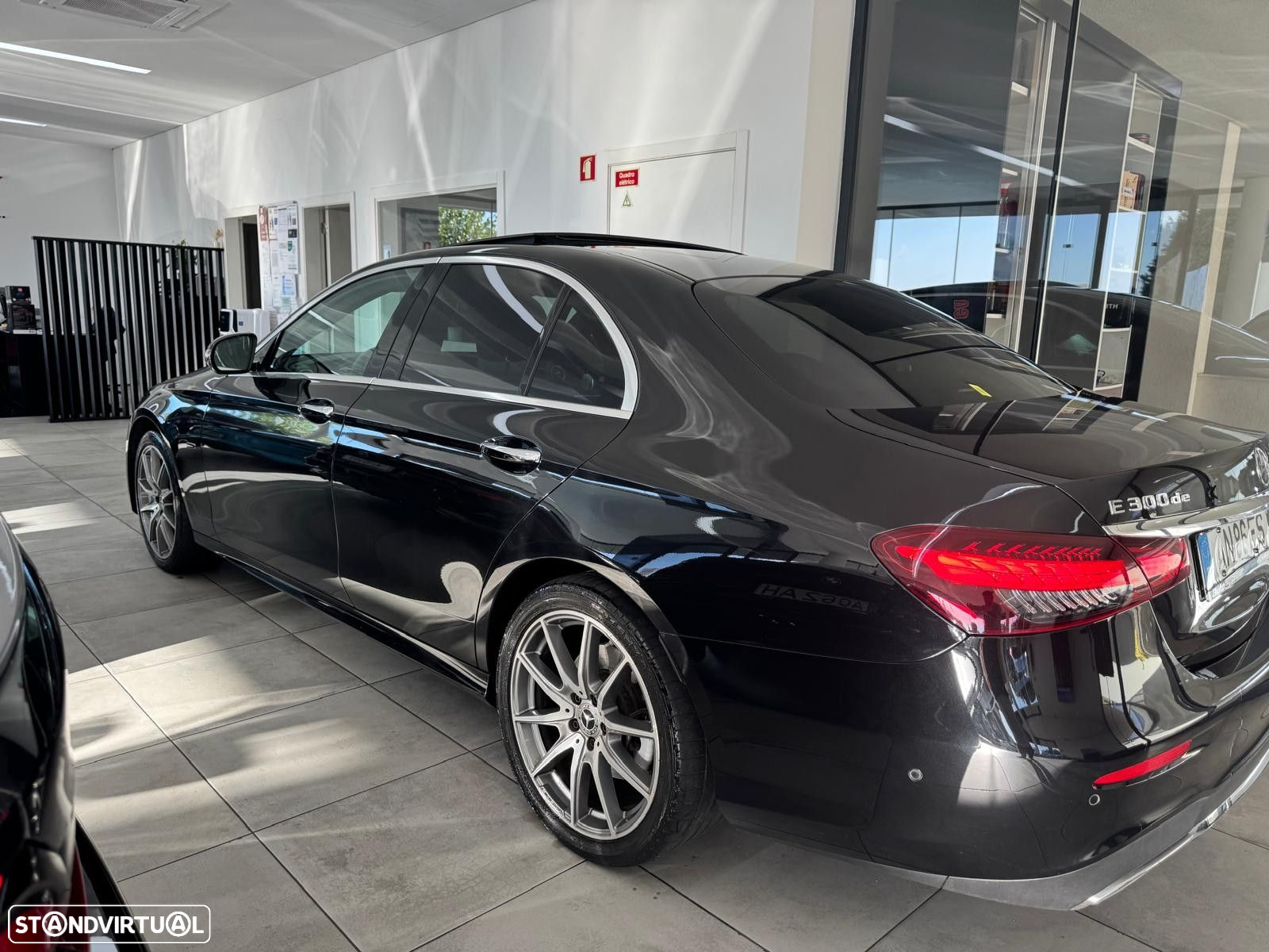 Mercedes-Benz E 300 de AMG Line - 7