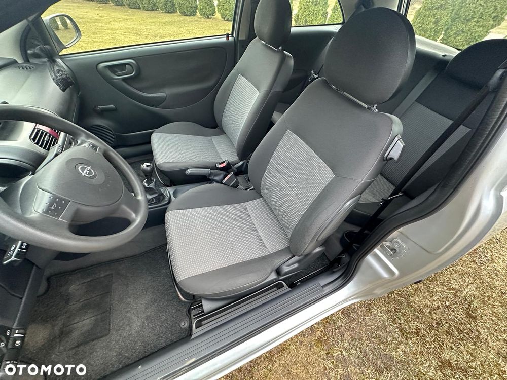 Opel Corsa - 10
