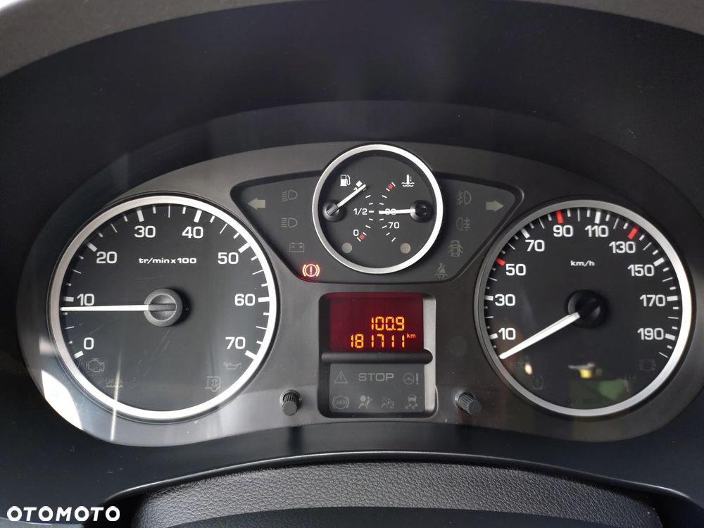 Peugeot Partner 1.6 BlueHDi Outdoor S&S - 14