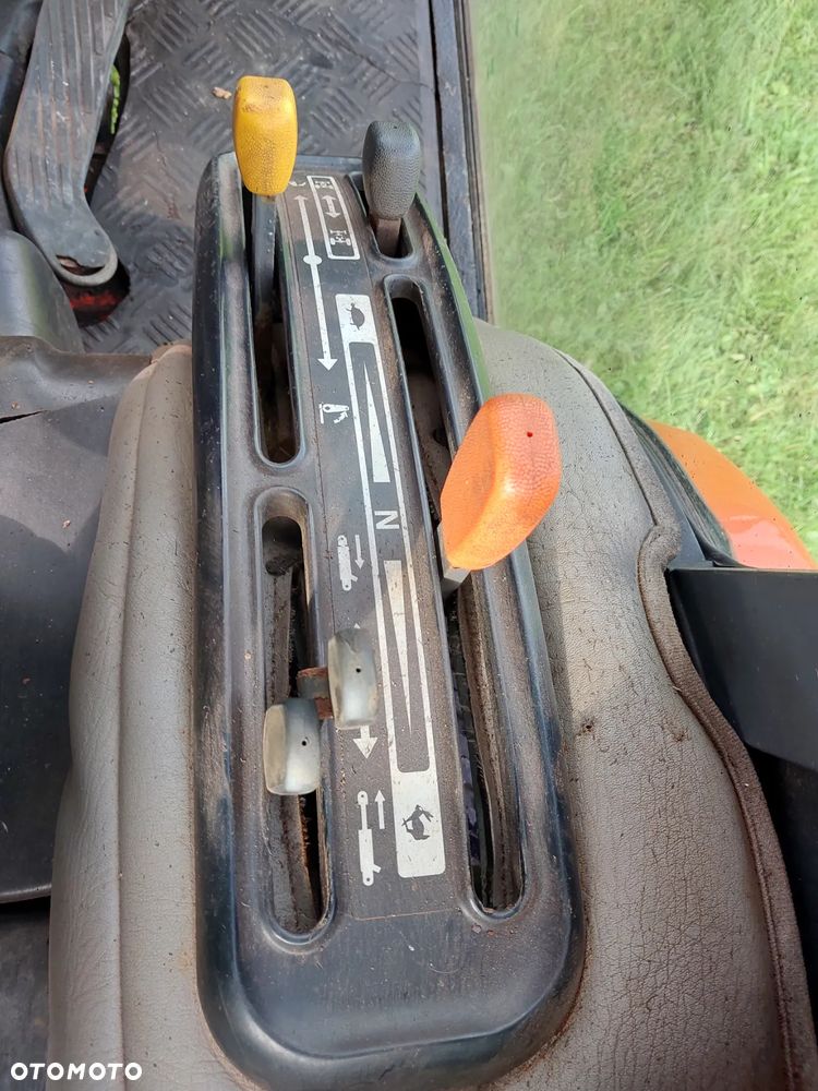 Kubota bx2200 - 8
