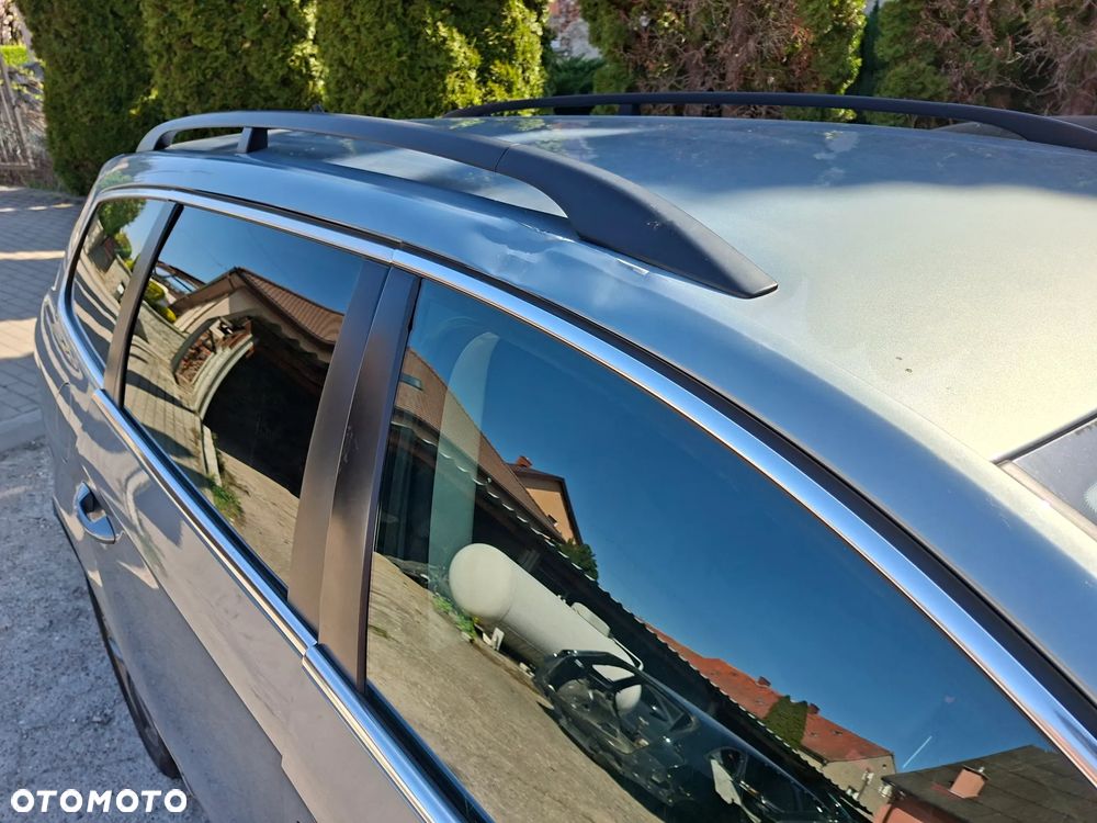 Volkswagen Passat 2.0 TDI DPF Comfortline - 11