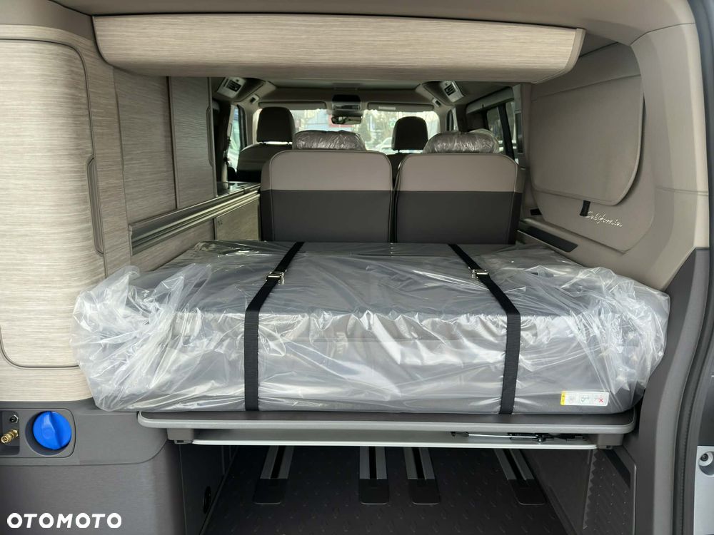 Volkswagen California - 12