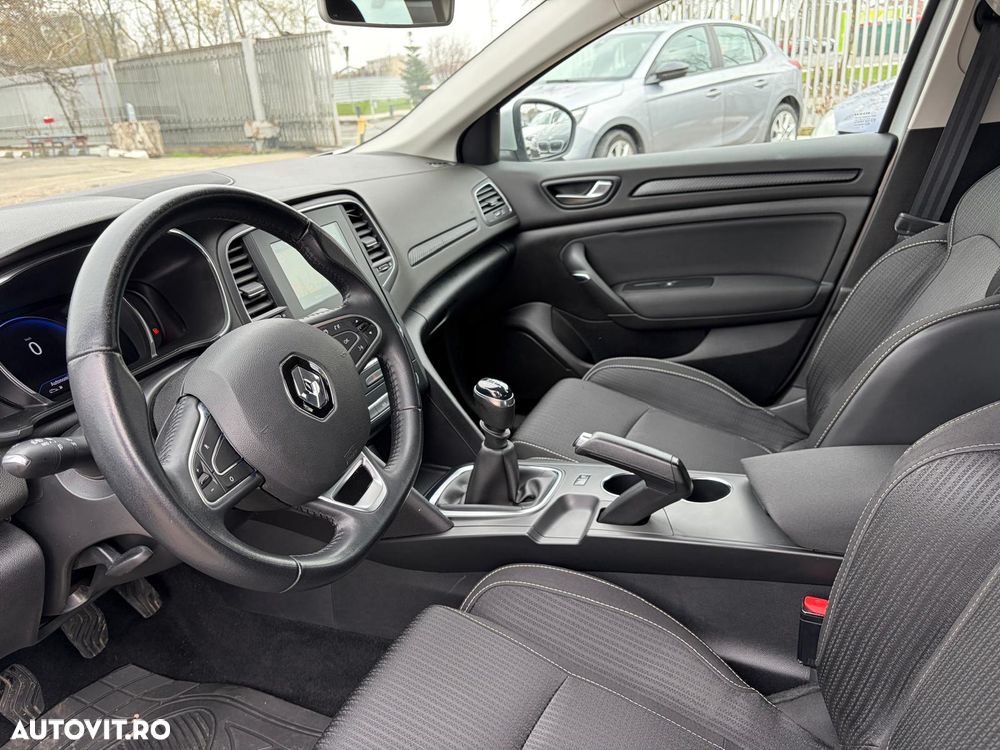 Renault Megane TCe GPF Business - 12