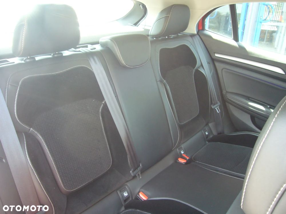 Renault Megane 1.2 Energy TCe Limited - 17