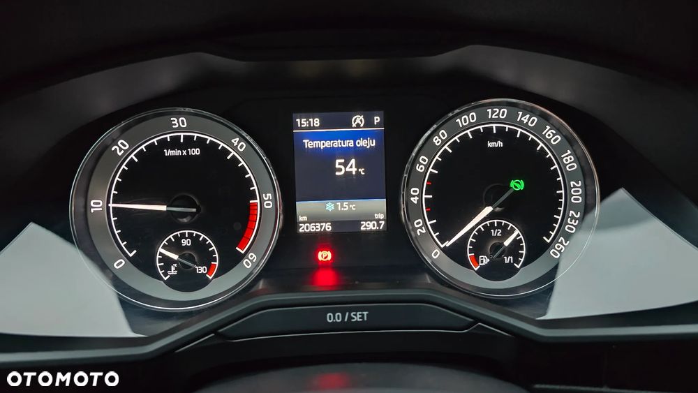 Skoda Superb 2.0 TDI 4x4 L&K DSG - 15