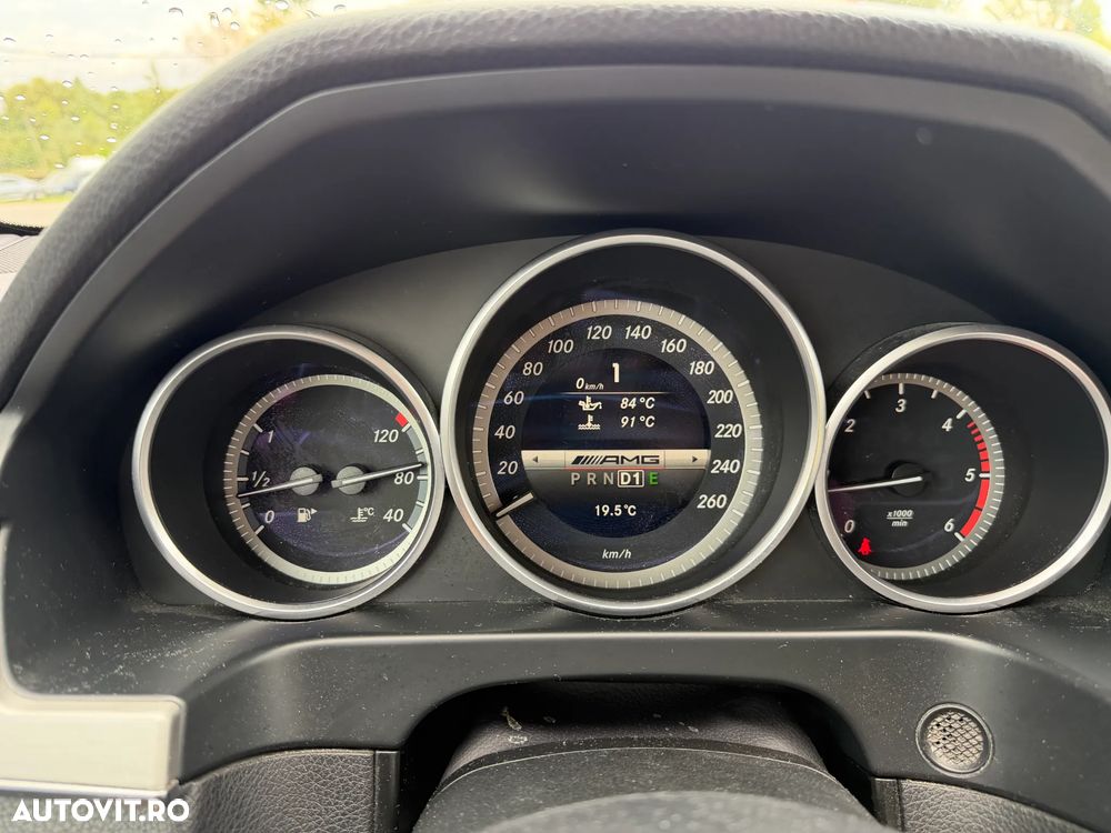 Mercedes-Benz E - 18