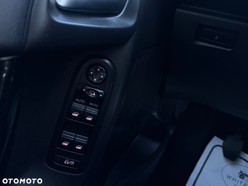 Citroën C3 Pure Tech (VTi) 82 Exclusive - 11