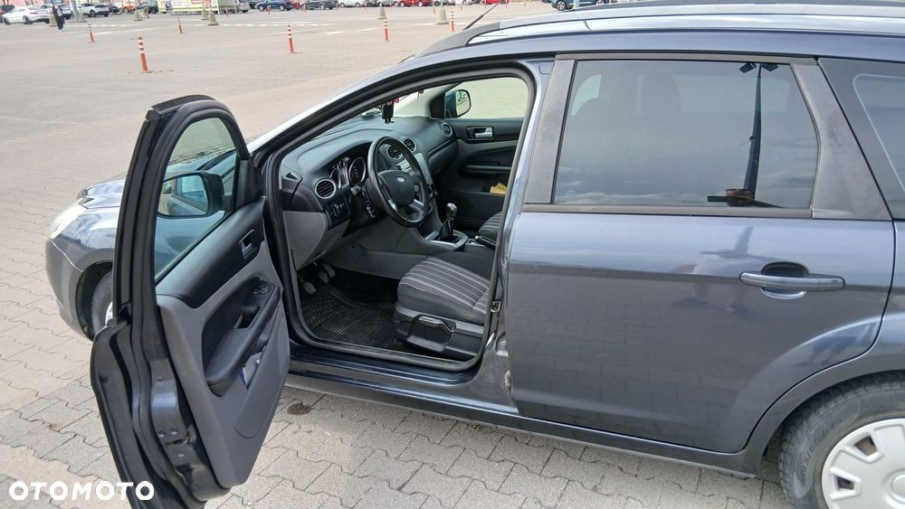 Ford Focus - 9