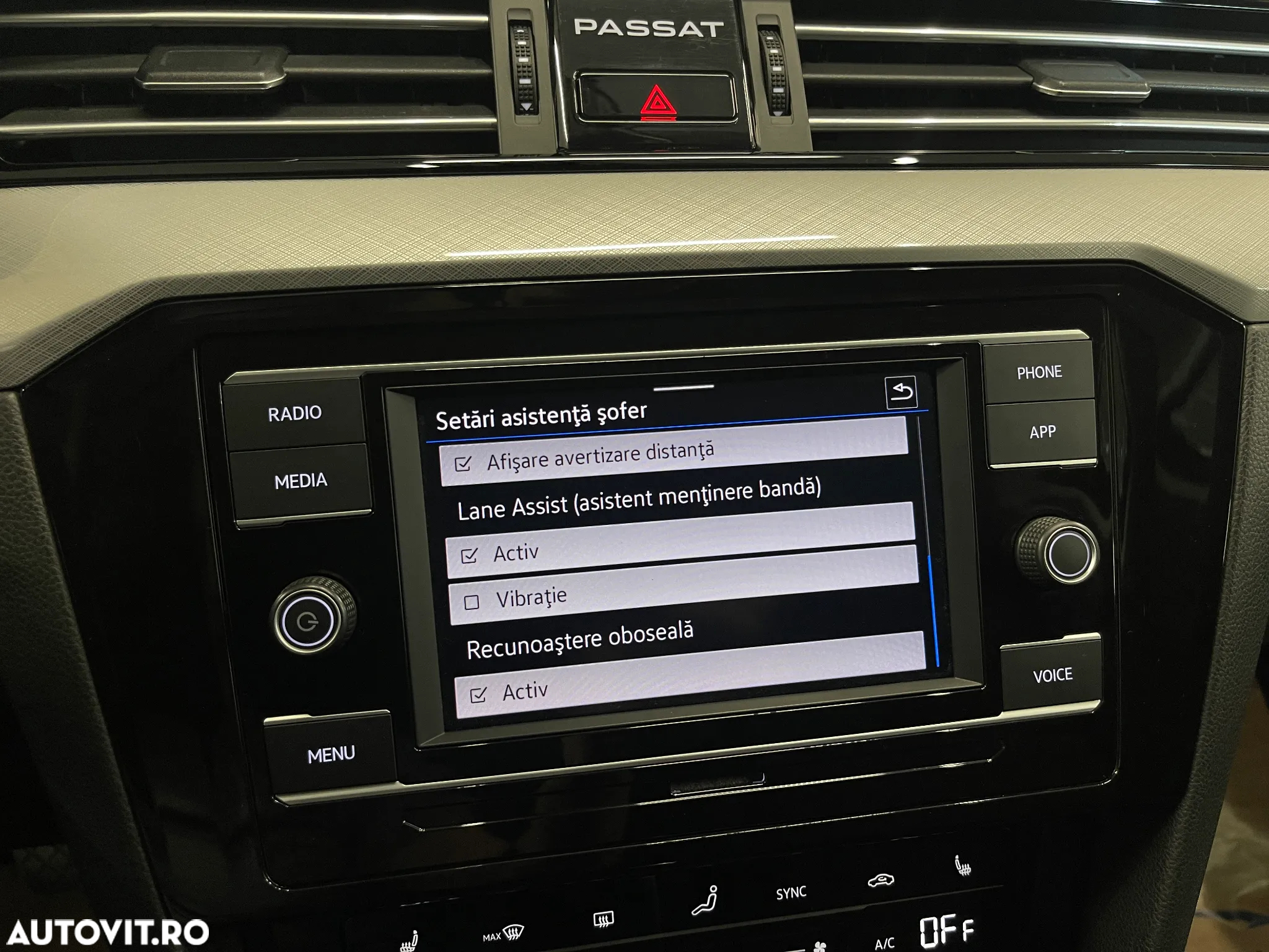 Volkswagen Passat 2.0 TDI DSG Comfortline - 16