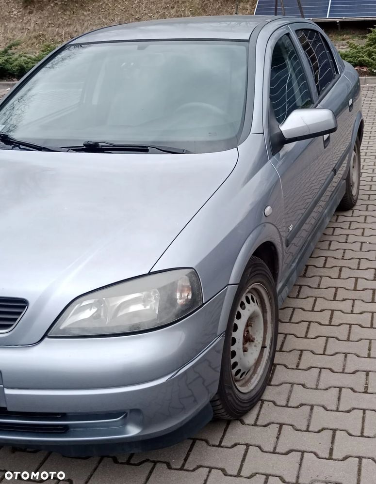 Opel Astra 1.4 - 3