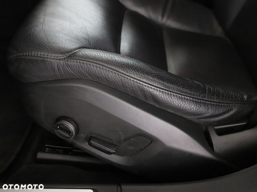 Volvo V90 D3 Momentum - 35