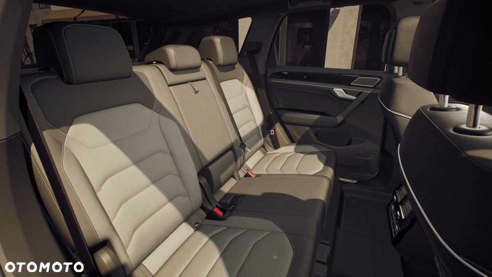 Volkswagen Touareg - 9