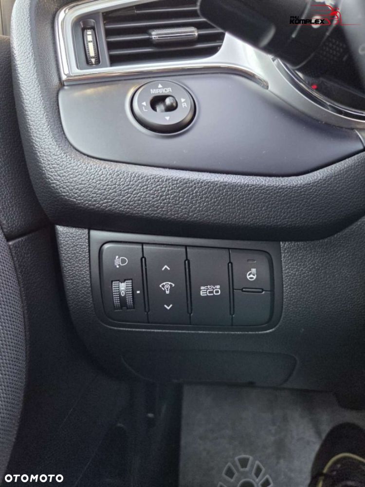 Kia Ceed - 21