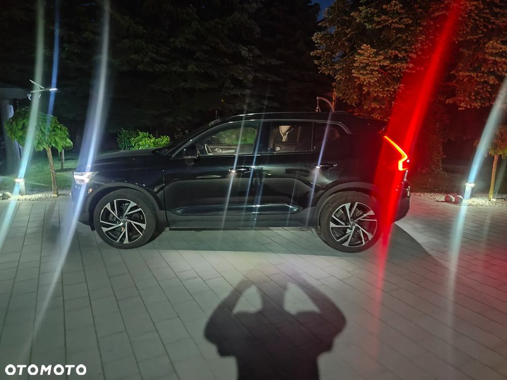 Volvo XC 40 T5 AWD R-Design - 34