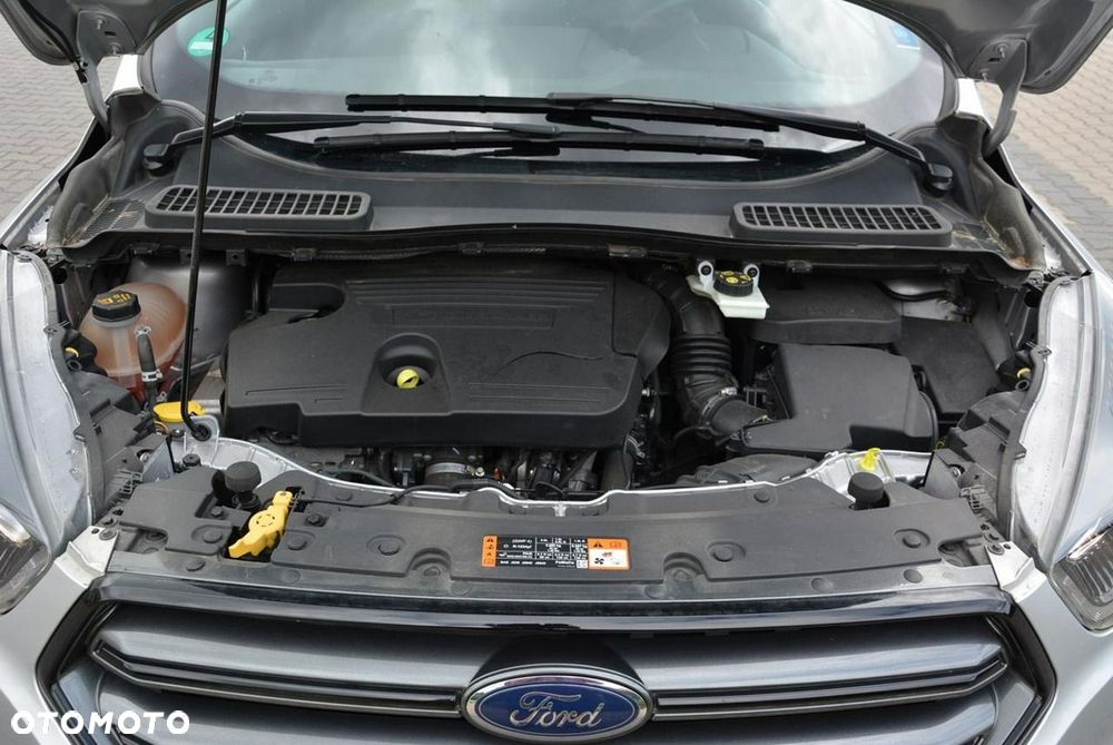 Ford Kuga 2.0 TDCi 4x4 ST-Line - 36