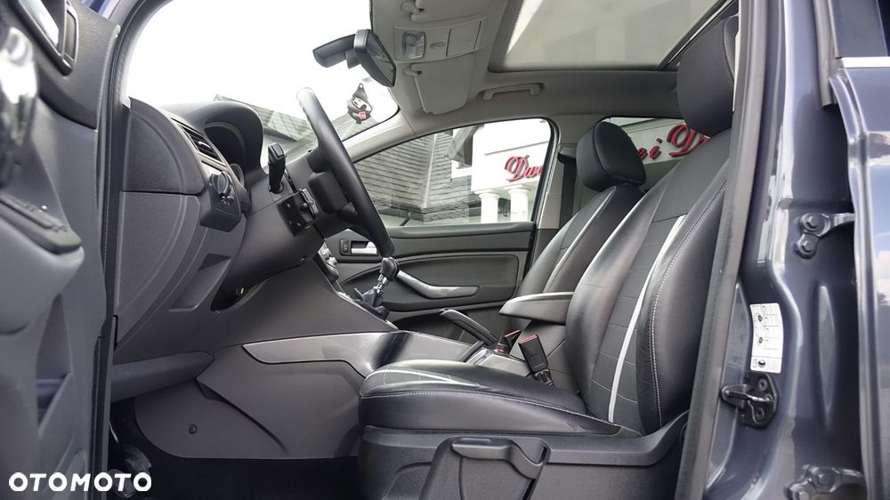Ford Kuga - 23