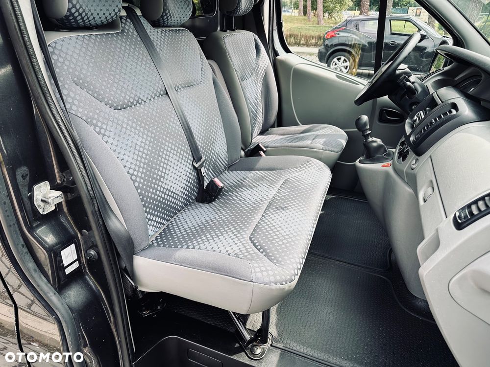 Renault Trafic - 15