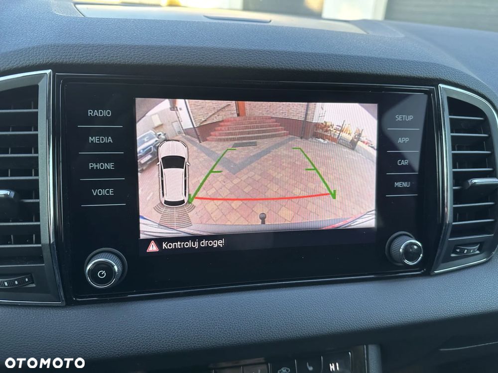 Skoda Karoq 1.6 TDI SCR DSG Style - 24