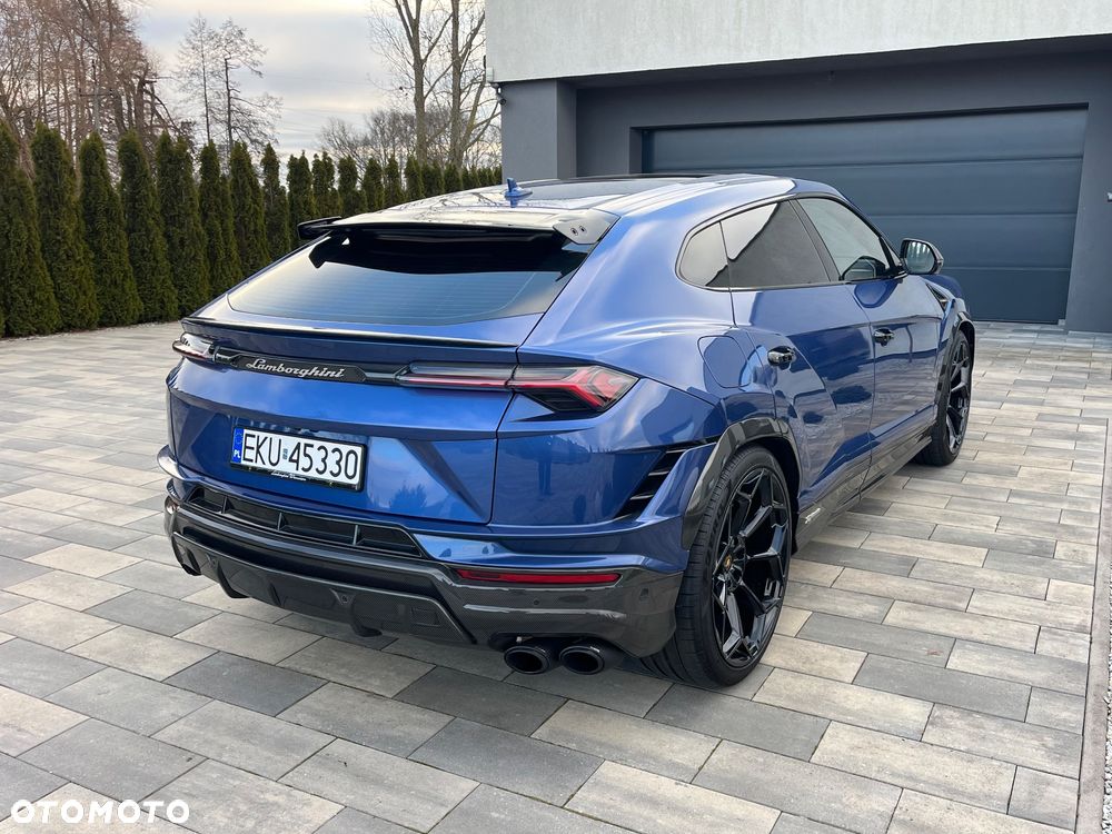 Lamborghini Urus - 13