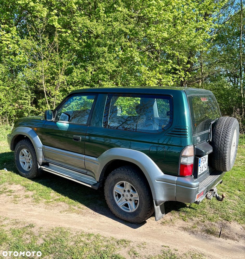 Toyota Land Cruiser - 4