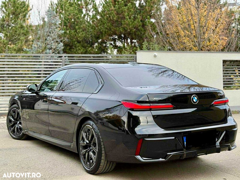 BMW Seria 7 730d xDrive MHEV - 3