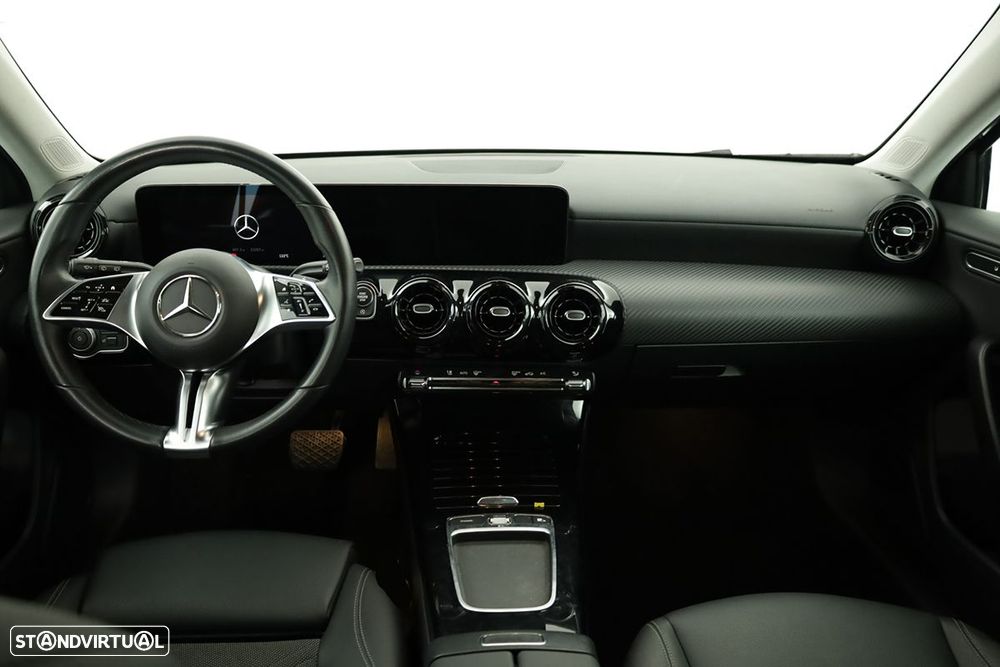 Mercedes-Benz A 200 Standard - 8