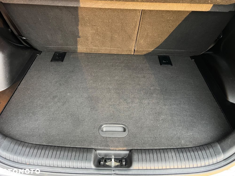 Hyundai ix20 1.4 UEFA EURO 2012 Edition - 22