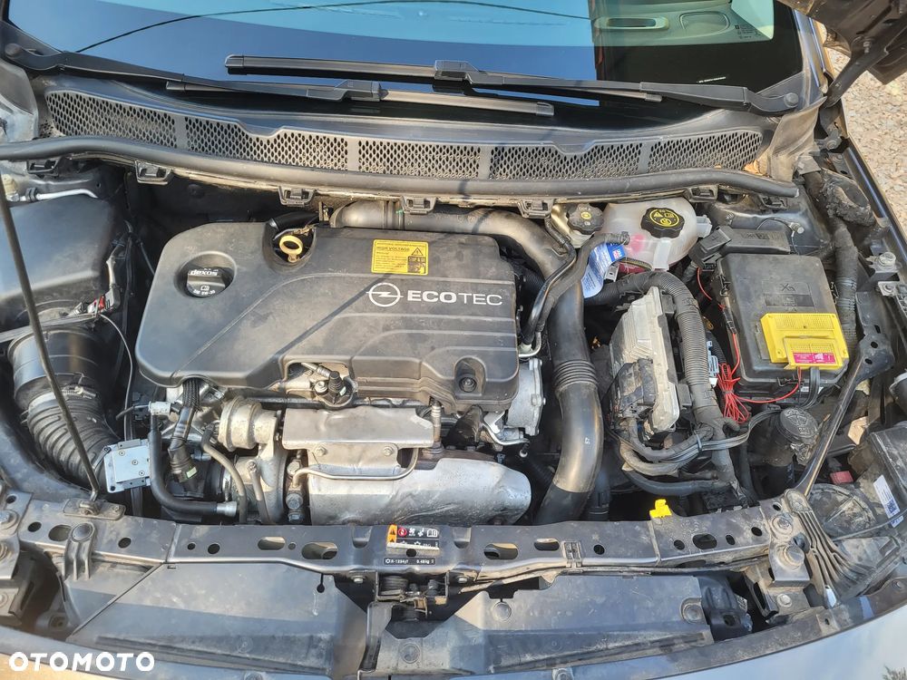 Opel Astra 1.4 Turbo Edition - 22