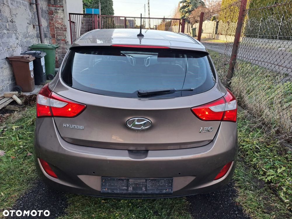 Hyundai i30 i30cw 1.4 CRDi Advantage - 8