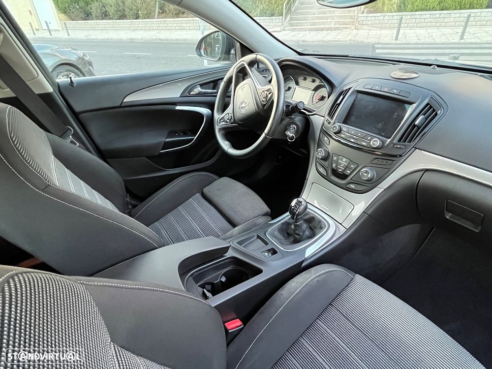 Opel Insignia 2.0 CDTi Executive S/S - 9