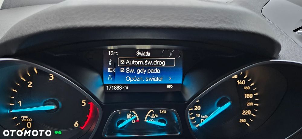 Ford Kuga 2.0 TDCi 4x4 Titanium - 21