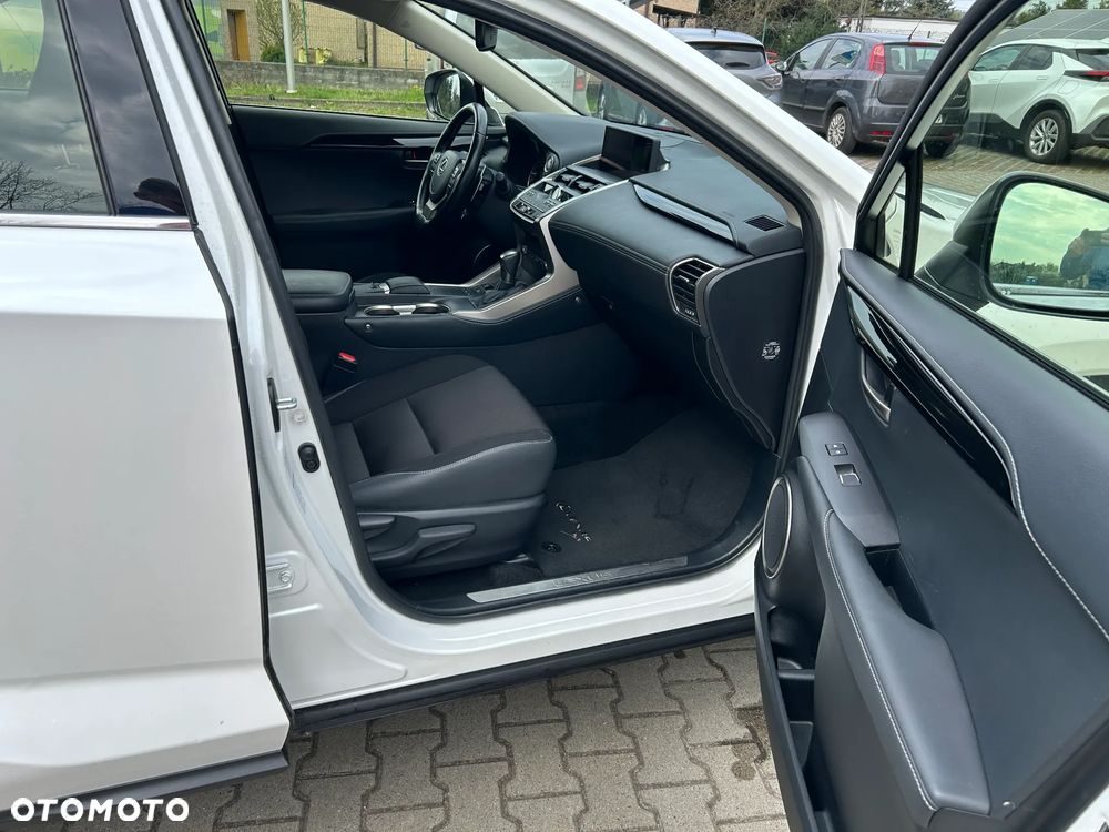 Lexus NX 300 Prestige AWD - 20