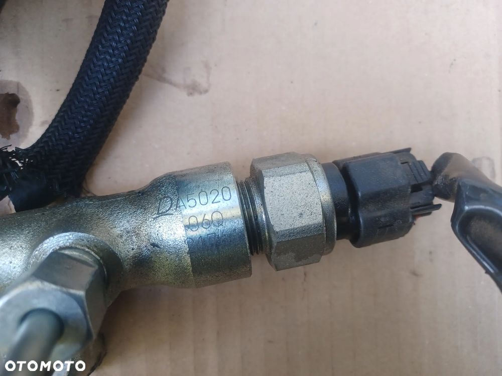 POMPA WTRYSKOWA LISTWA MAZDA 2.2 D SH0113800B - 2