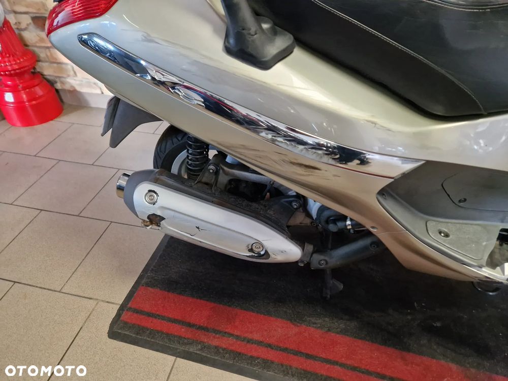 Piaggio X8 - 27