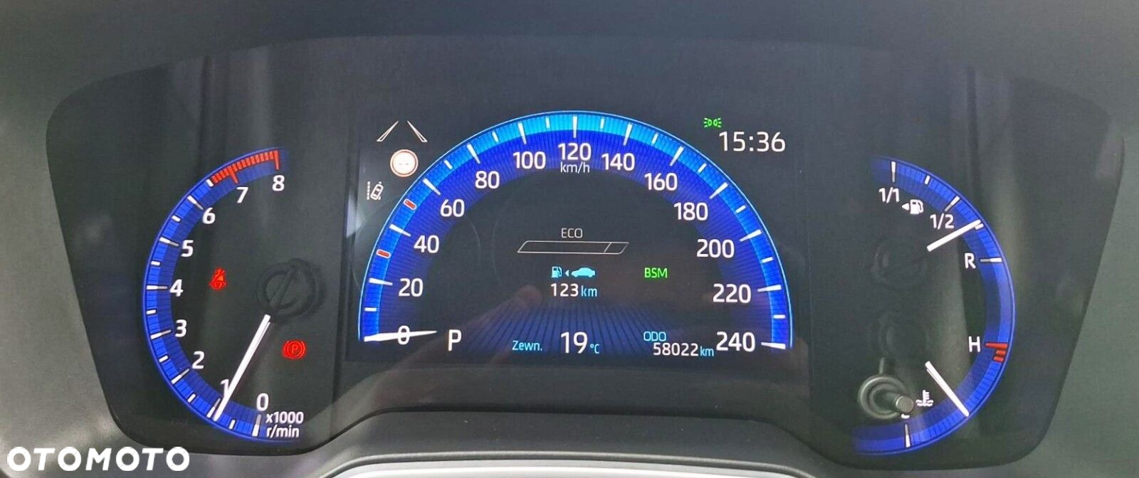 Toyota Corolla - 11
