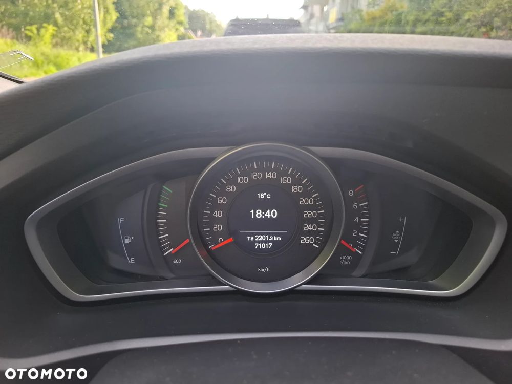 Volvo V40 T3 Drive-E Kinetic - 4