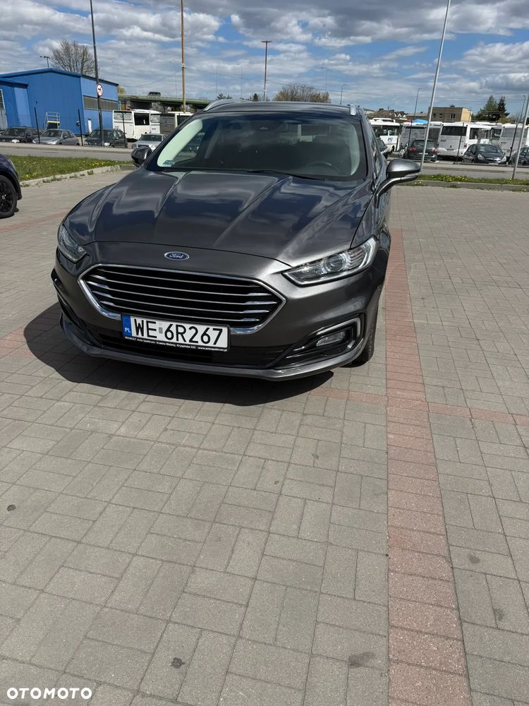 Ford Mondeo 2.0 Hybrid Titanium - 27