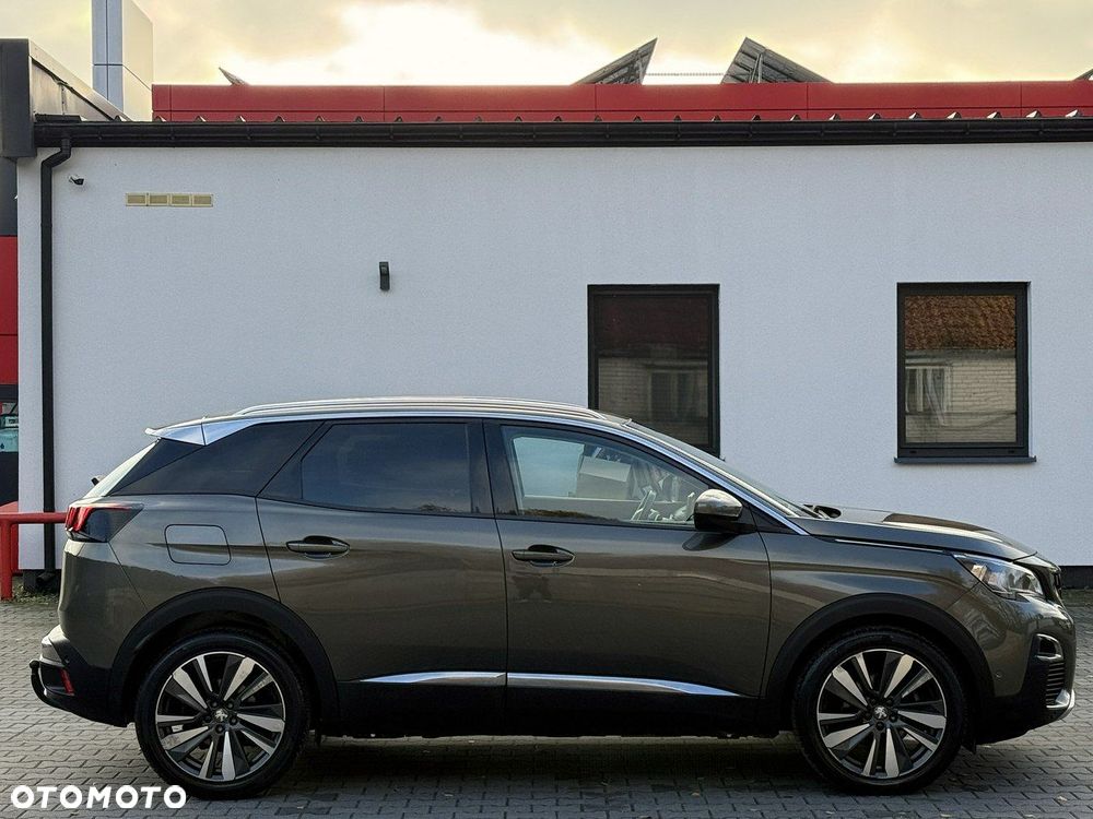 Peugeot 3008 1.5 BlueHDi Allure Pack S&S EAT8 - 38
