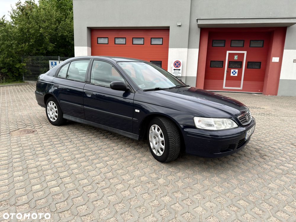 Honda Accord - 1