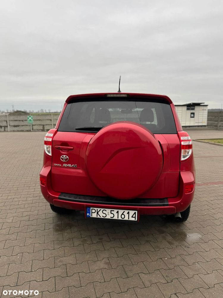 Toyota RAV4 - 11