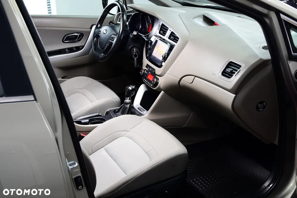 Kia Ceed Cee'd 1.6 CRDi L - 10