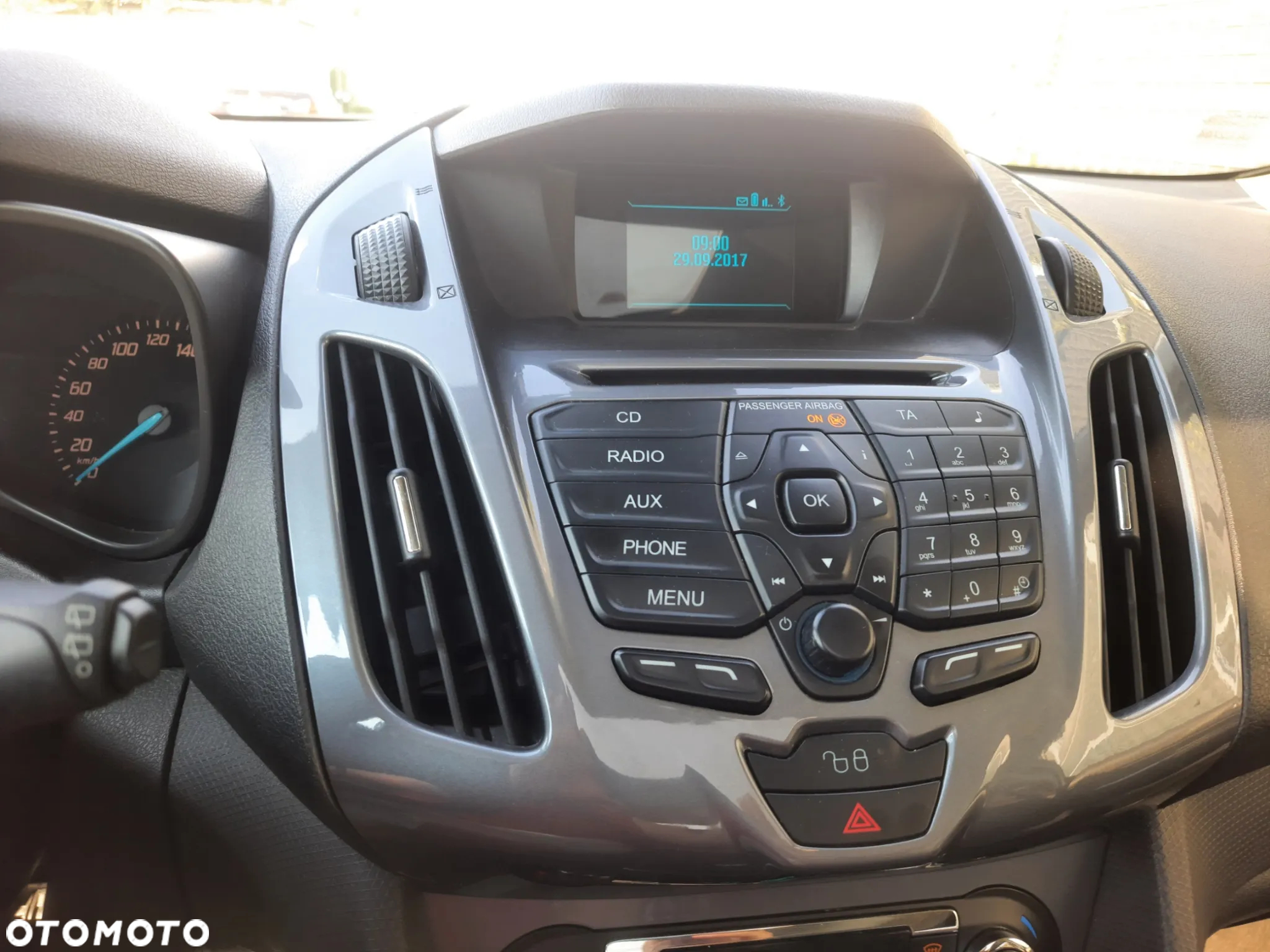 Ford Tourneo Connect Gr 1.5 TDCi Titanium - 12