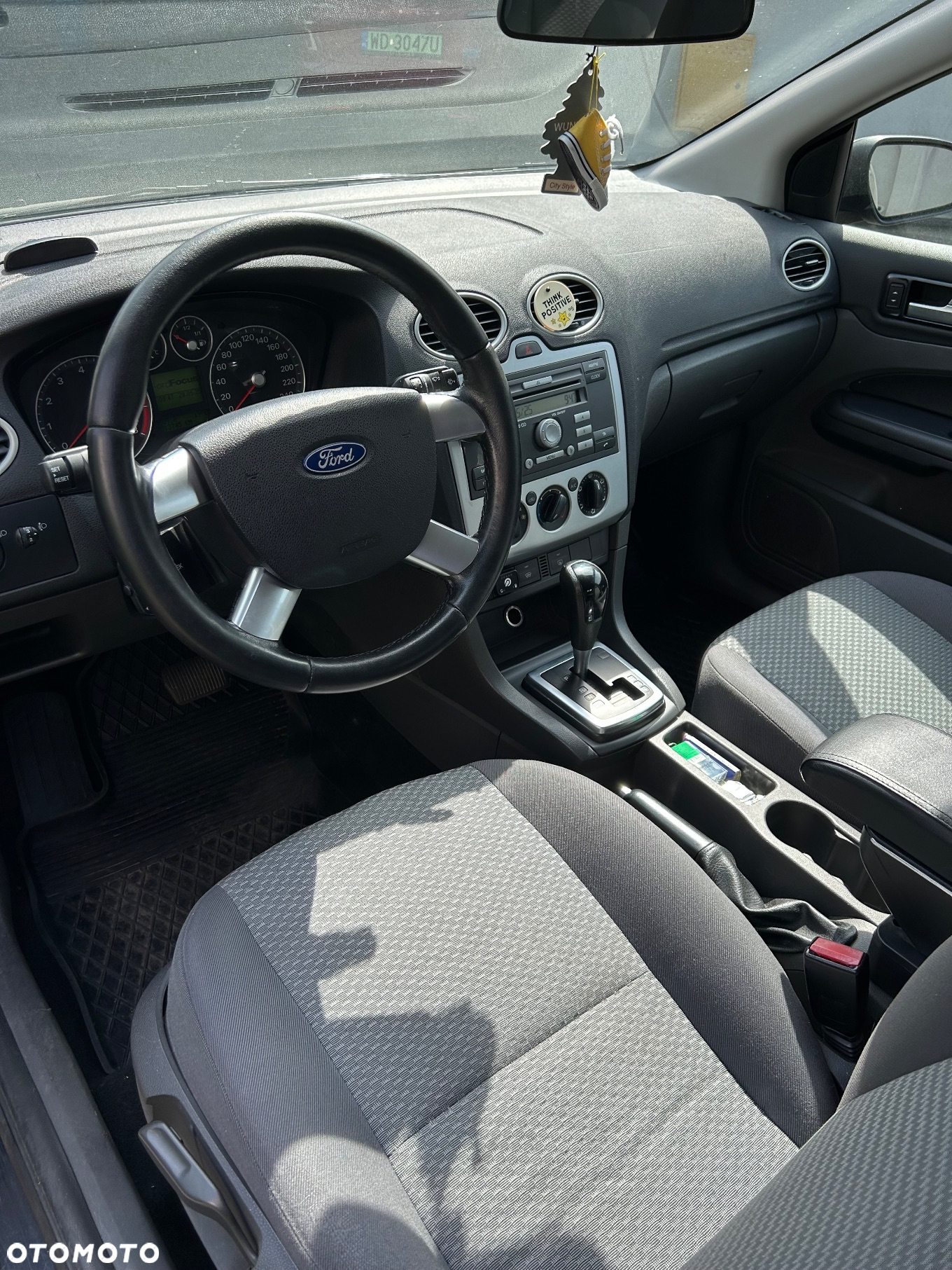 Ford Focus 1.6 Trend + - 13