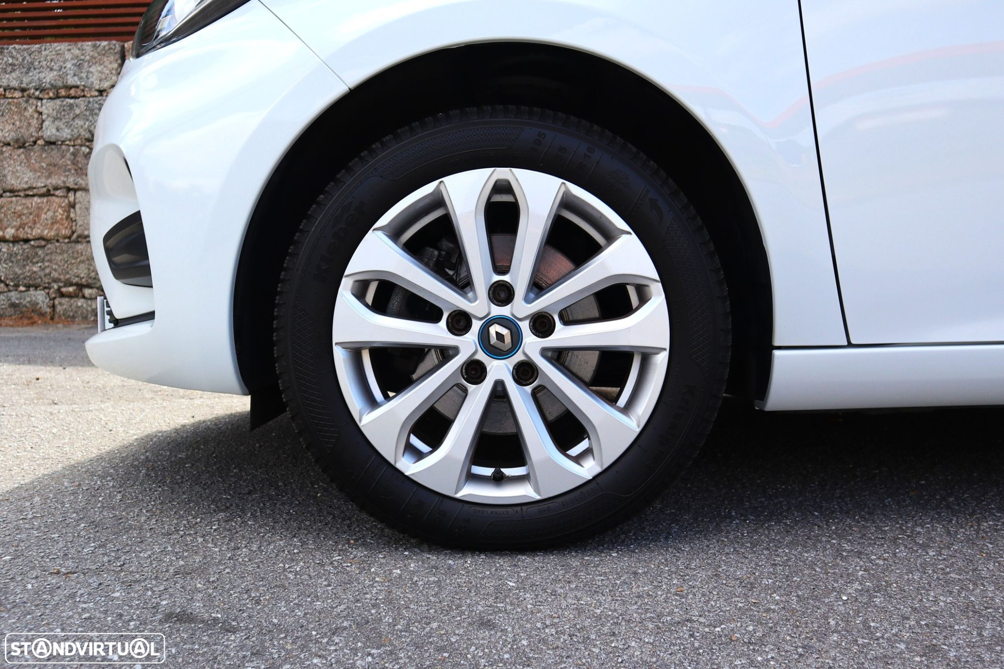 Renault Zoe - 15