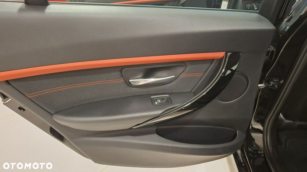 BMW Seria 3 318d Advantage - 25