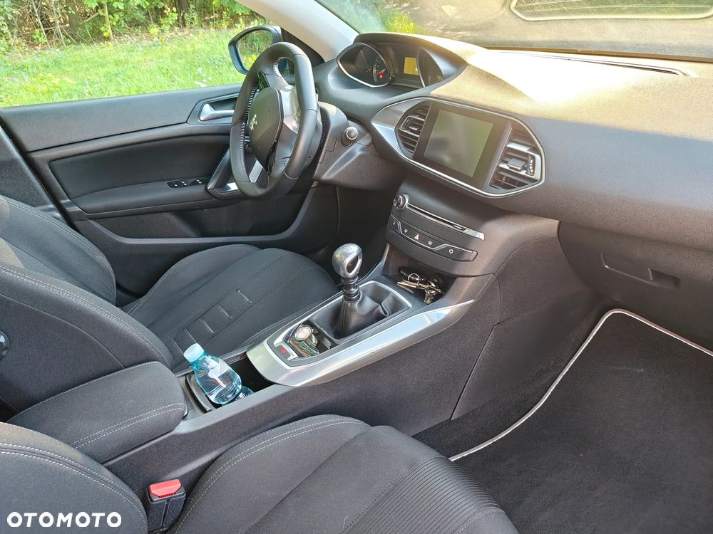 Peugeot 308 THP 155 Allure - 12