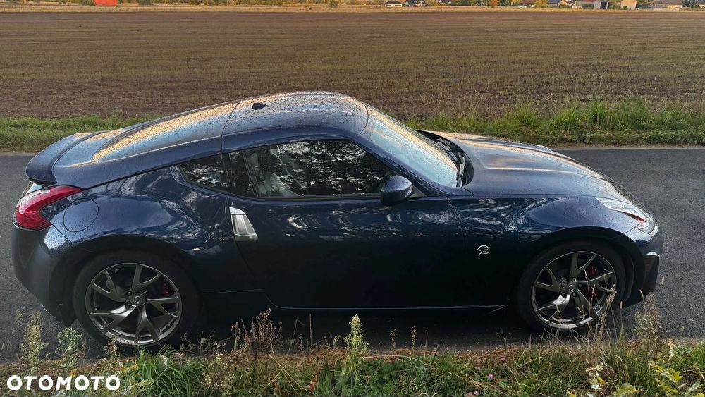 Nissan 370 Z - 13