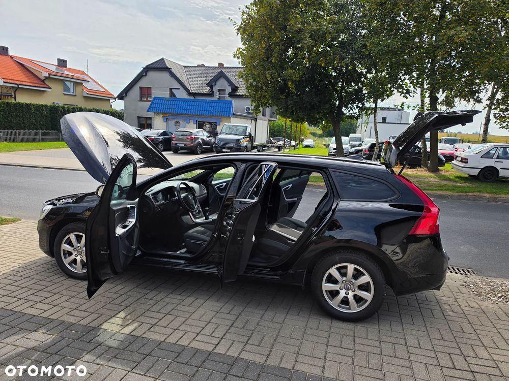 Volvo V60 D3 Business Edition - 18