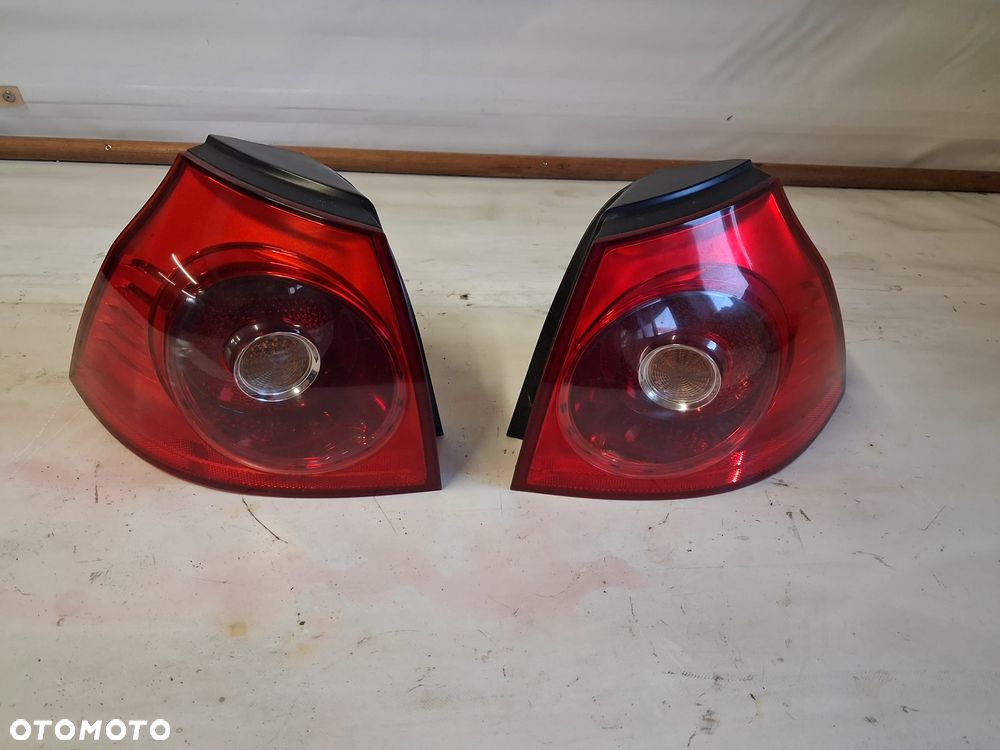lampy tył golf 5 - 1