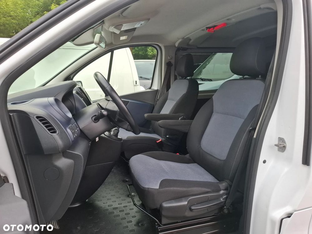 Opel Vivaro 2016 Long dubel kabina brygadówka klima Faktura VAT 23% - 17